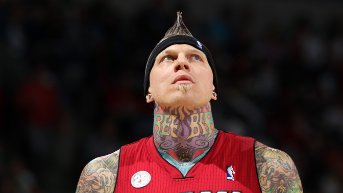 前球员点评尤里奇与卢克曼冲突：教练不该上手，错在尤里奇（前球员谈尤里奇与卢克曼冲突：主帅不该动手，责任在尤里奇）