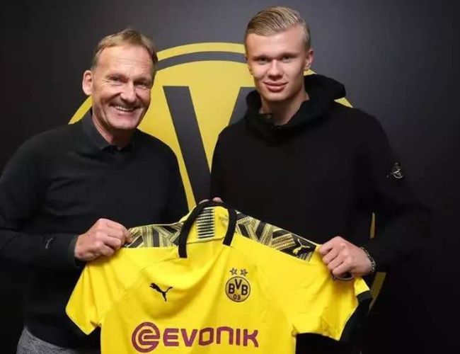 逆转功臣！麦丹13中10轰27分，里德末节4三分轰14分（逆转双星闪耀：麦丹13投10中砍27分，里德末节飙进4记三分独取14分）