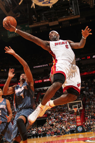 意天空：国米对帕莱斯特拉很感兴趣，亚特兰大要价至少4000万（意天空：国米有意帕莱斯特拉，亚特兰大标价至少4000万）