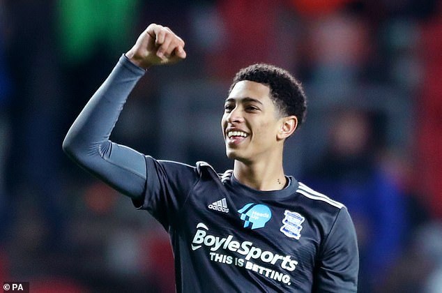 随着掘金142-138胜森林狼，湖人3连败，NBA西部排名：第2-6名差4个胜场（掘金142-138险胜森林狼，湖人遭三连败，西部第2至第6仅差4个胜场）