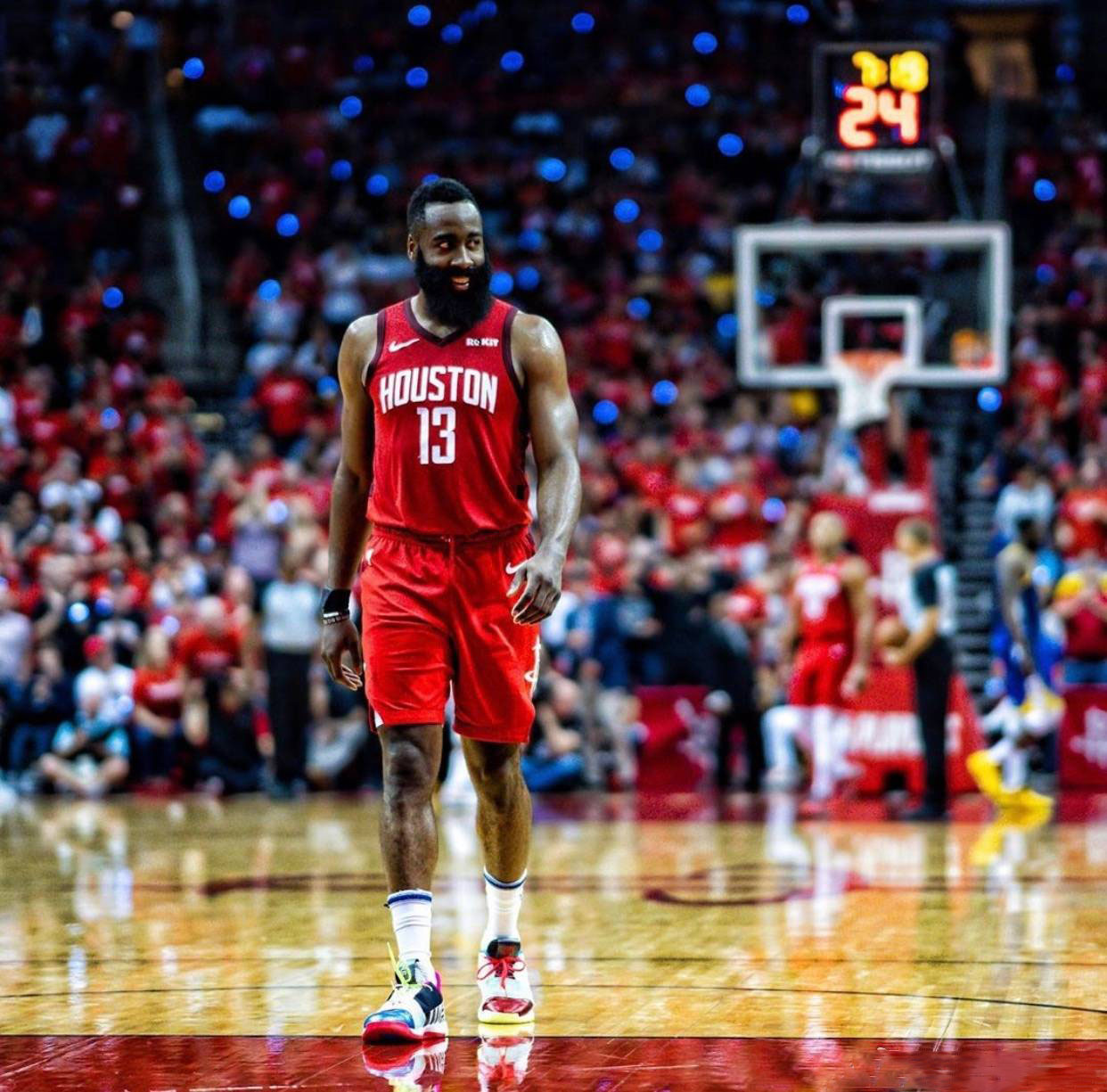 名宿斯科特追忆科比试训：韦斯特惊叹此生未见如此完美表现（名宿斯科特回忆科比试训：韦斯特感叹从未见过如此完美的表现）