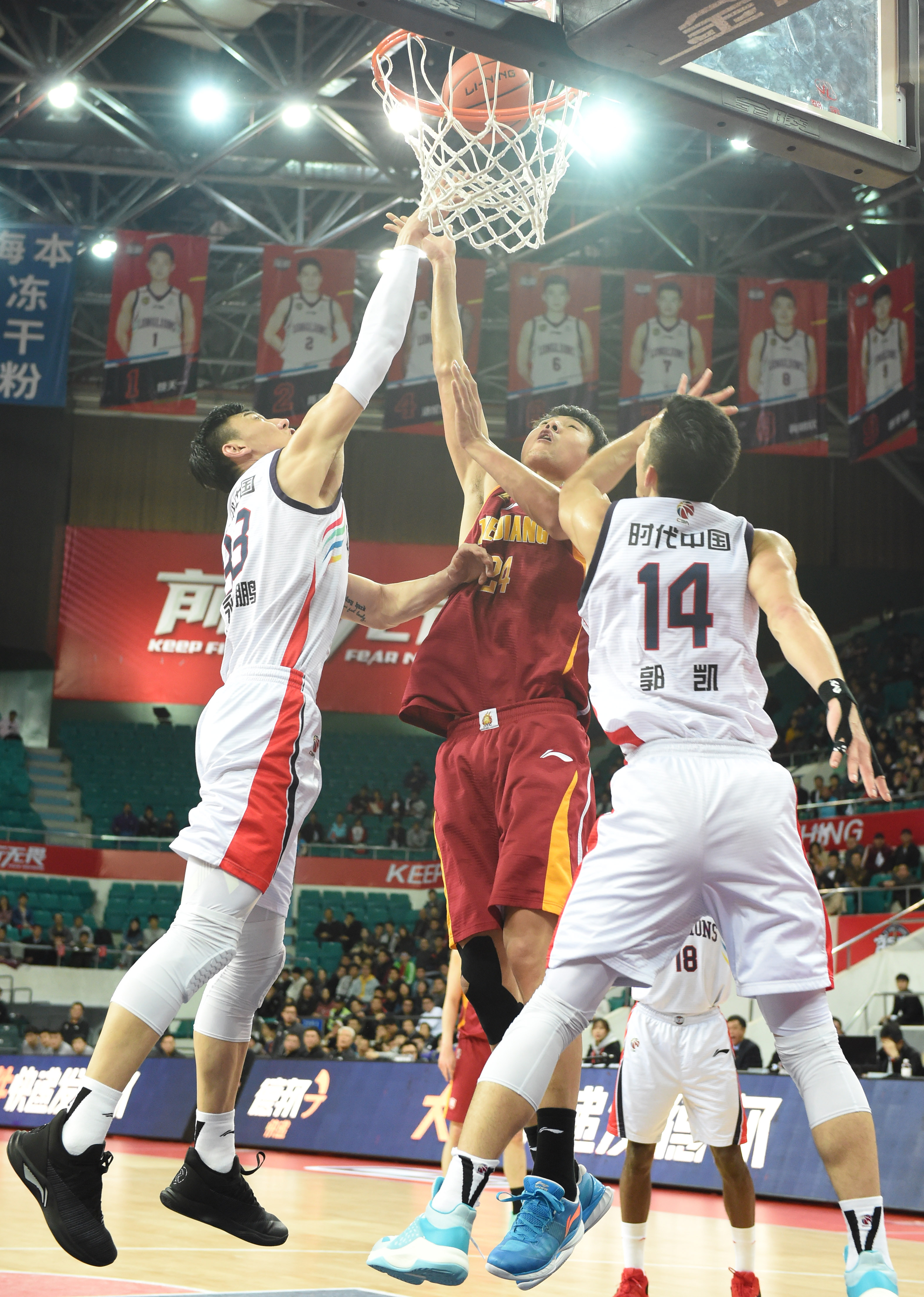 马卡：费兰曾与莫拉塔沟通穿西班牙7号球衣，后者表示支持（马卡：费兰就身披西班牙7号与莫拉塔沟通，得到其支持）