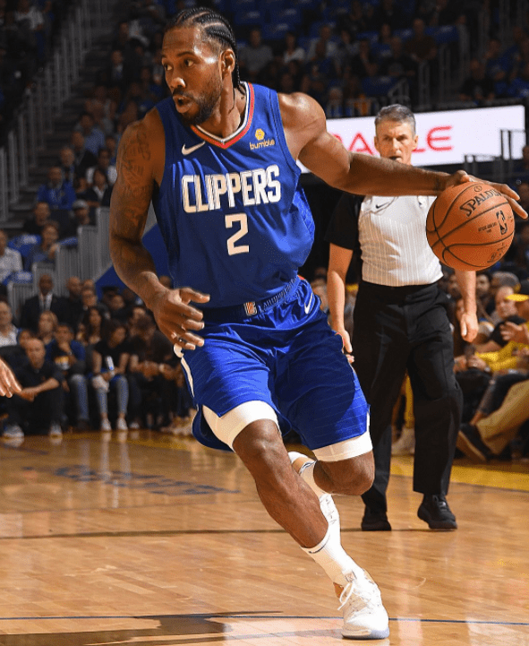 手感欠佳！广厦半场除塔克外&其余3外援合计13中2（广厦外援集体哑火：半场除塔克外三人13投仅2中）