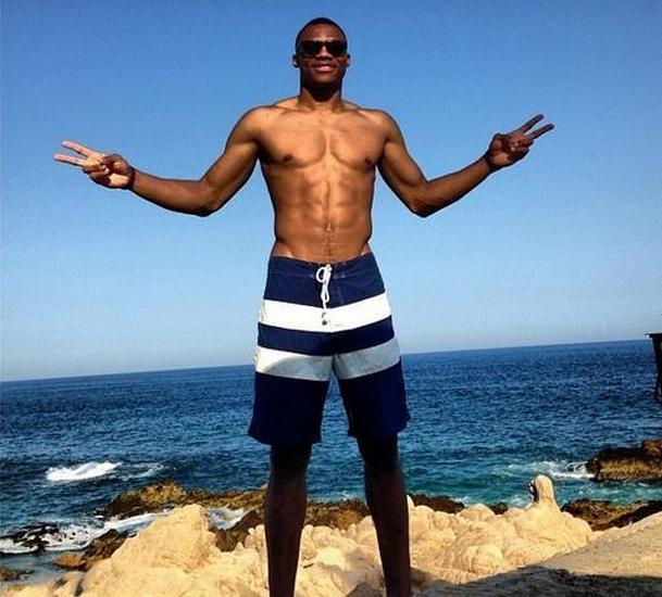 日职联战报：热尔曼破门，广岛三箭2-1战胜湘南丽海（日职联速报：热尔曼建功，广岛三箭2-1击败湘南丽海）