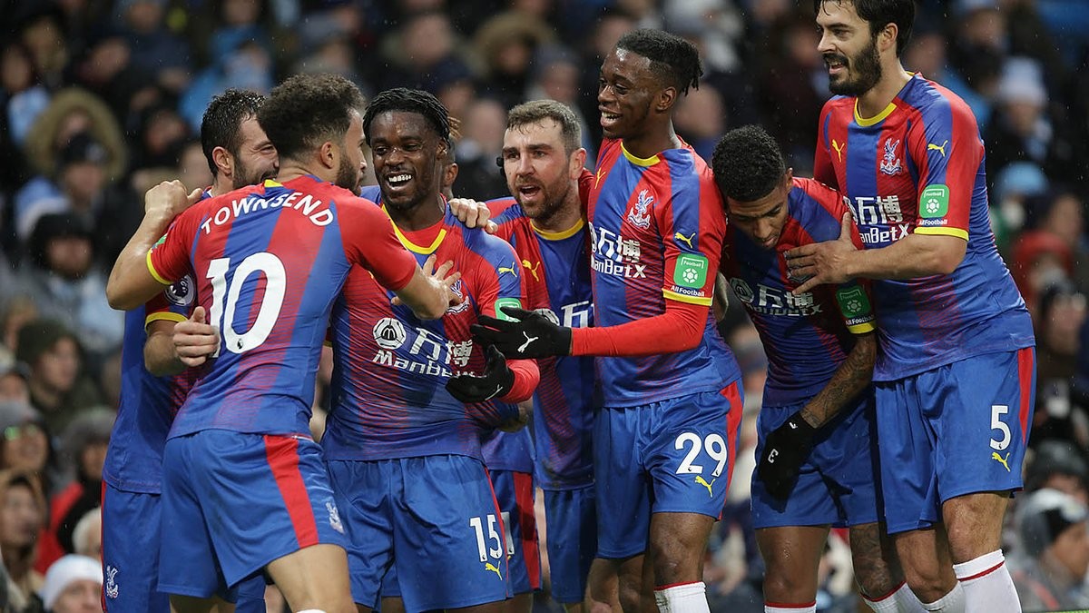 反客为主！韦尔勾手命中 热火持续发力打出10-0攻击波占据主动（韦尔勾手命中点燃攻势，热火轰出10-0高潮掌控局面）