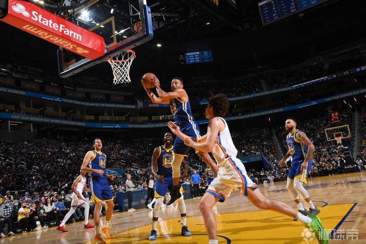 博主：国安明天中午12点40分抵达北京，欢迎球迷接机（国安明日中午12：40抵京，欢迎球迷前往机场迎接）