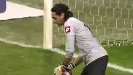 利物浦球迷热议换帅传闻，格拉斯纳因成绩亮眼成为焦点，而斯洛特面临困境。（利物浦换帅传闻惹议：格拉斯纳凭佳绩成焦点，斯洛特陷入困局）