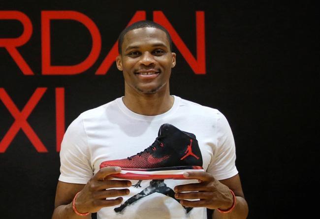 匿名球探：迪班萨&彼得森有冠军队头号球星的潜力 但布泽尔打问号（匿名球探：迪班萨与彼得森具冠军队一哥潜力，布泽尔仍存疑）